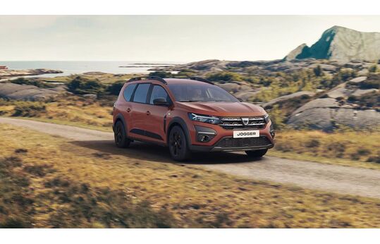 Dacia se suma al futuro de la automoción con el Jogger Hybrid 140
